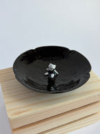 Mouse in plate