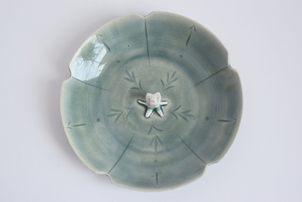 Trinket Dish With Mouse