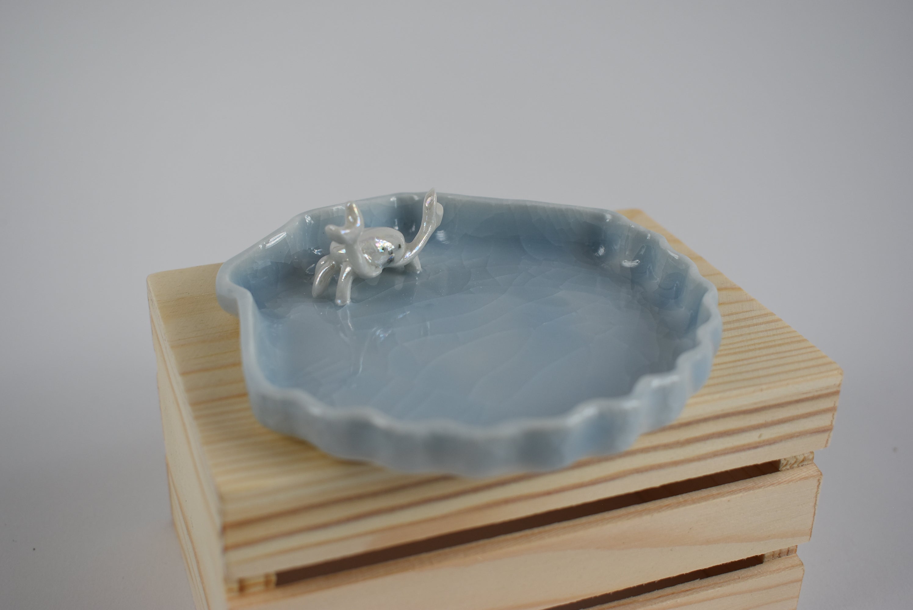 Seashell Trinket dish with Crab