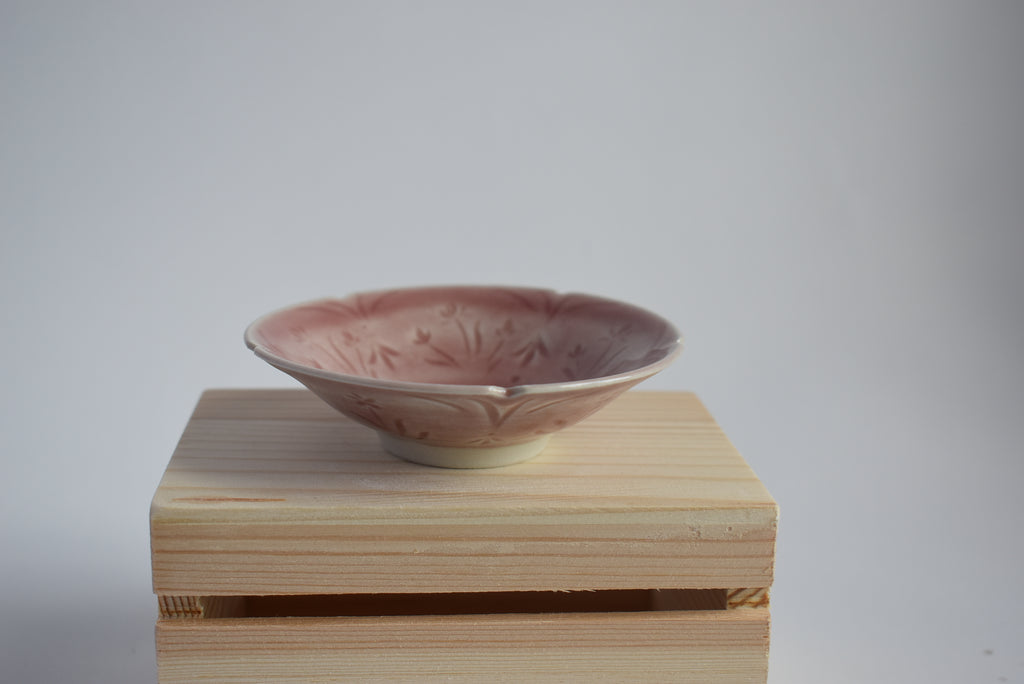 Trinket dish with bird