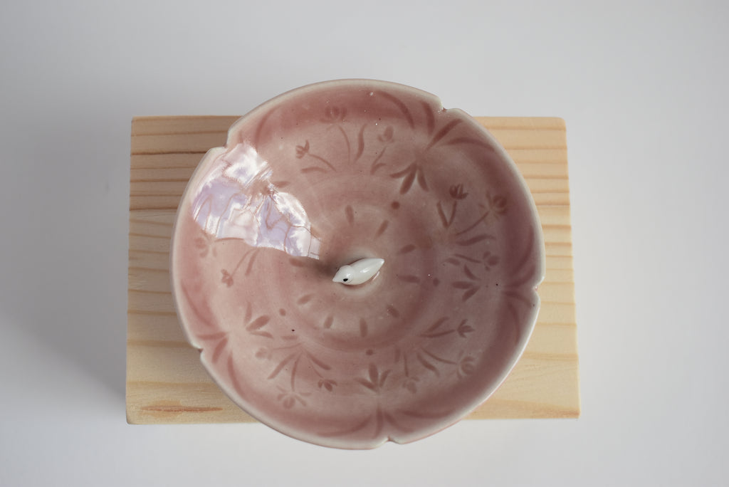 Trinket dish with bird