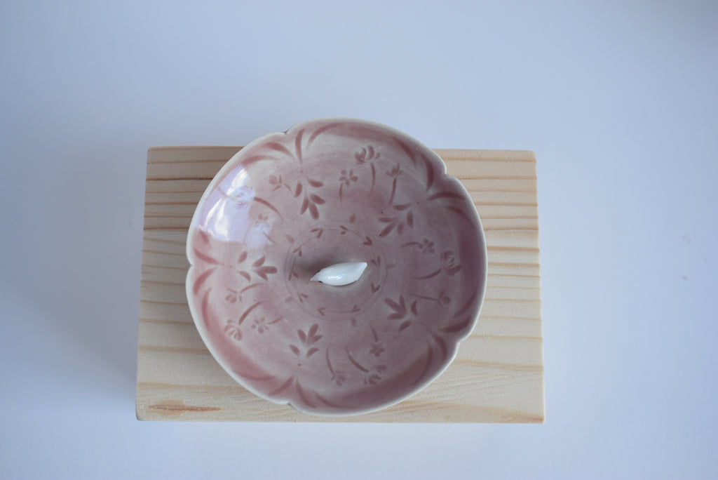 bird in a trinket dish