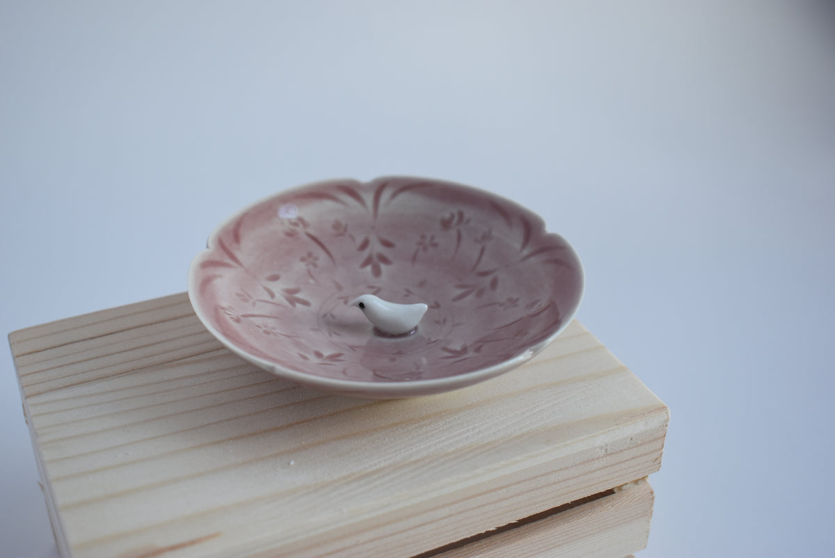 bird in a trinket dish